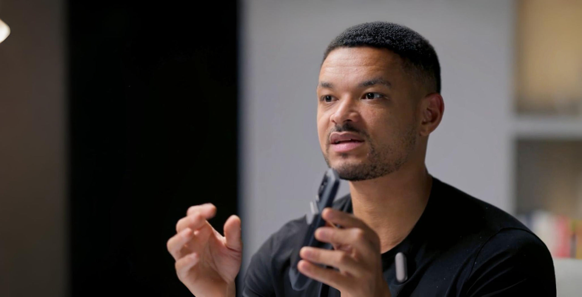 <div class="fs-custom subheading-style" style="--font-size:64;--font-size-m:40;max-width:600px;">Transformez vos réunions en <strong>véritables atouts stratégiques</strong>
</div>